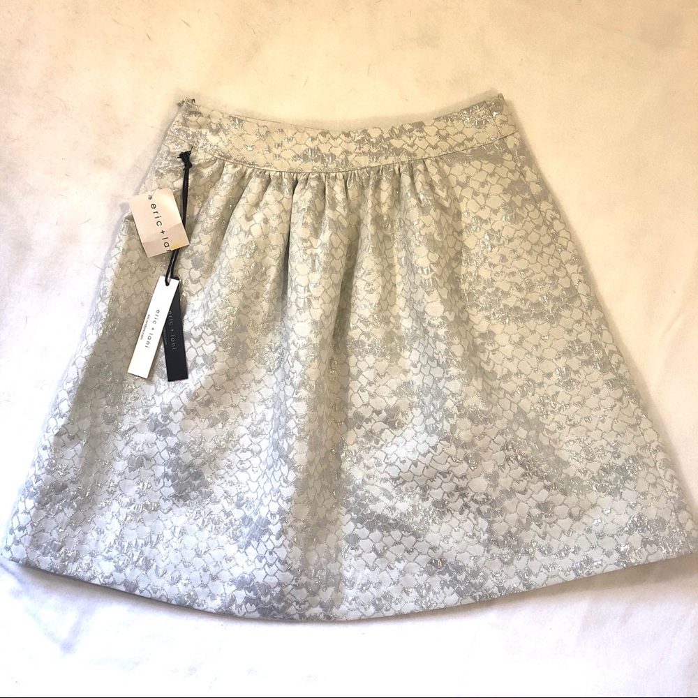 Eric + Lani white silver A-line short skirt NWT